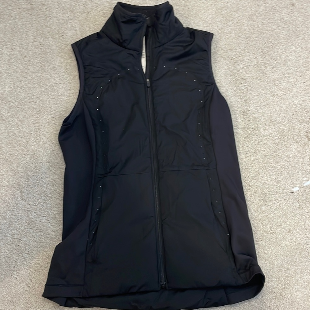 Black lululemon vest